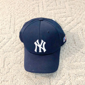 NY Team MLB Flex Fit S/M Baseball Hat  Licensed